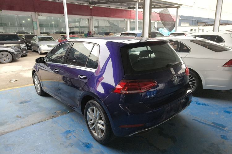 Used Volkswagen Golf 2018 1.6L Automatic Comfort Model Rear Left 45 Deg