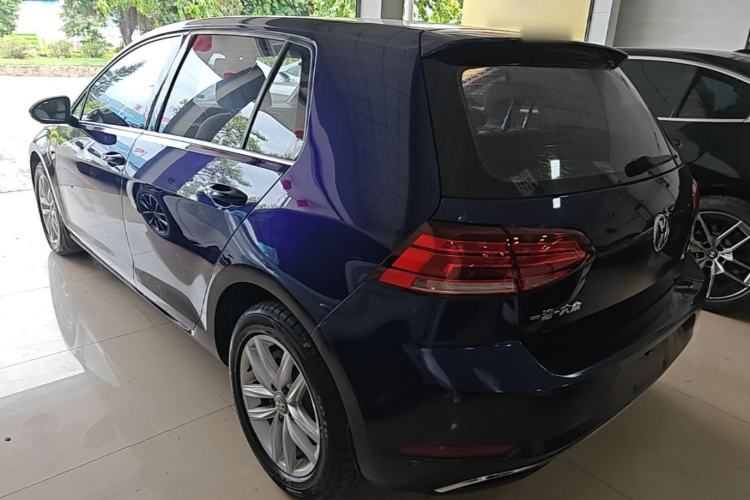 Used Volkswagen Golf 2018 1.6L Automatic Comfort Model Rear Left 45 Deg