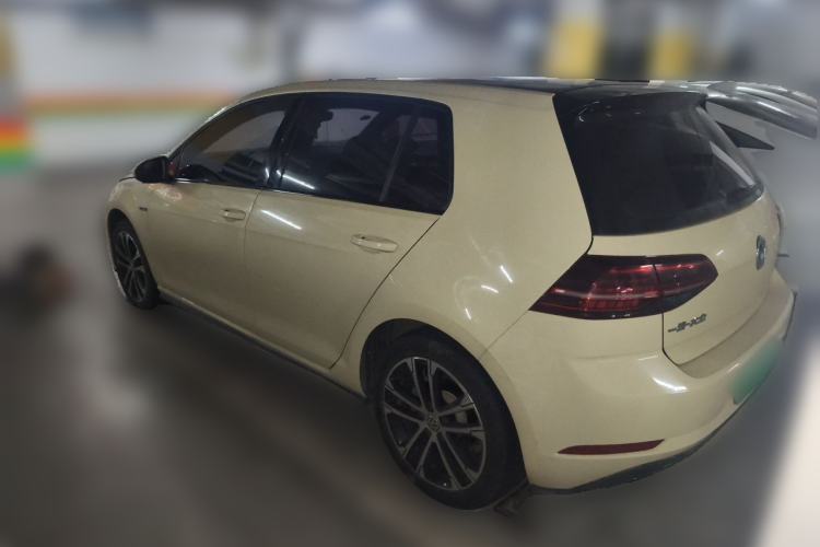 Used Volkswagen Golf 2018 280TSI Automatic R-Line Model Rear Left 45 Deg