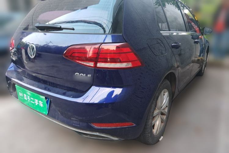 Used Volkswagen Golf 2018 230TSI Automatic Comfort Model Rear Right 45 Deg
