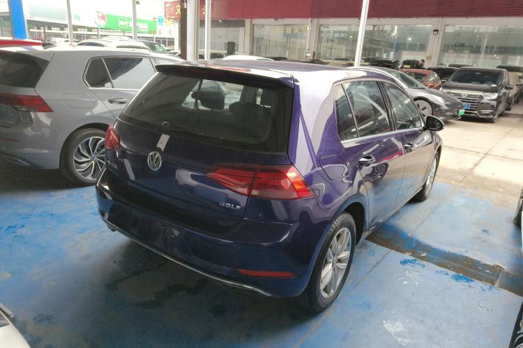 Used Volkswagen Golf 2018 1.6L Automatic Comfort Model Rear Right 45 Deg