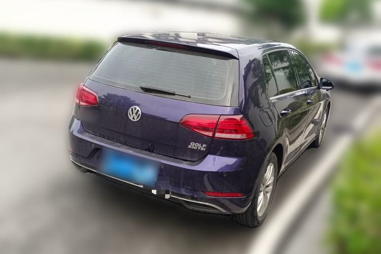 Used Volkswagen Golf 2018 230TSI Automatic Comfort Model Rear Right 45 Deg