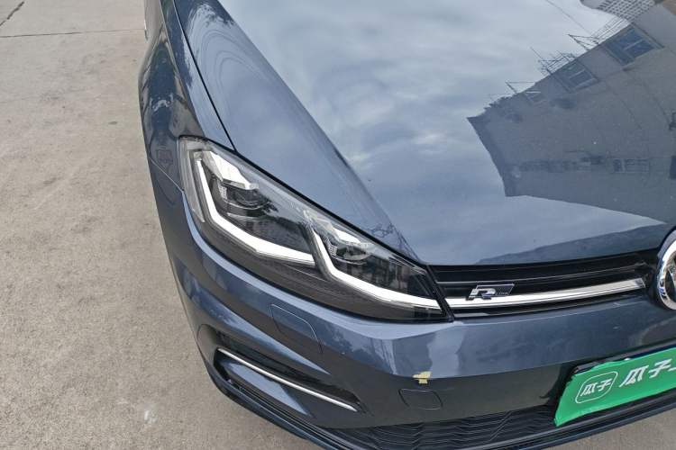 Used Volkswagen Golf 2018 280TSI Automatic R-Line Model Right Front Headlight