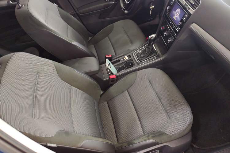 Used Volkswagen Golf 2018 230TSI Automatic Comfort Model Right Front Seat