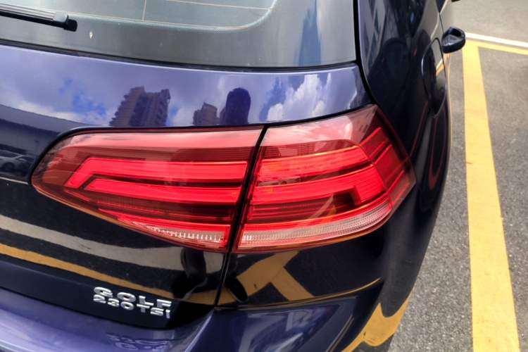 Used Volkswagen Golf 2018 230TSI Automatic Comfort Model Right Rear Taillight