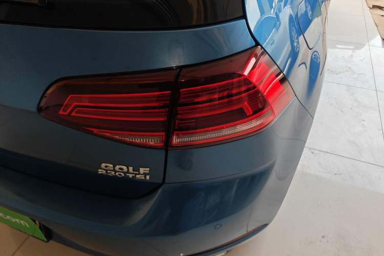 Used Volkswagen Golf 2018 230TSI Automatic Comfort Model Right Rear Taillight