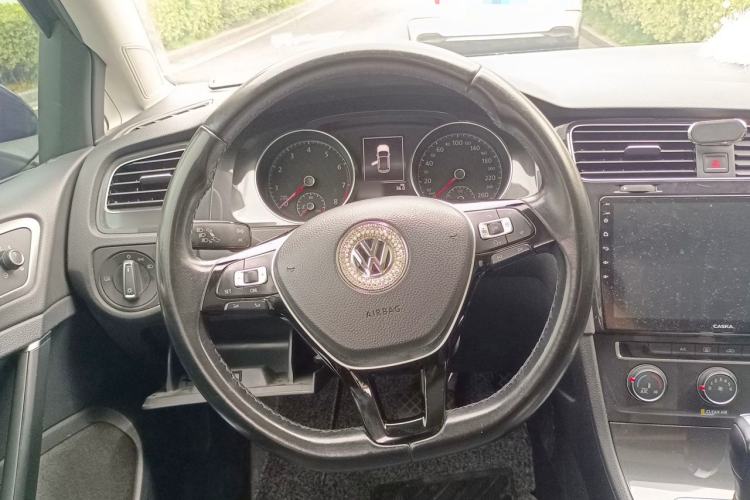 Used Volkswagen Golf 2018 230TSI Automatic Comfort Model Steering Wheel