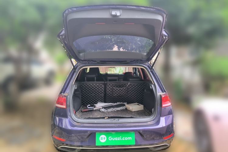 Used Volkswagen Golf 2018 1.6L Automatic Comfort Model Trunk