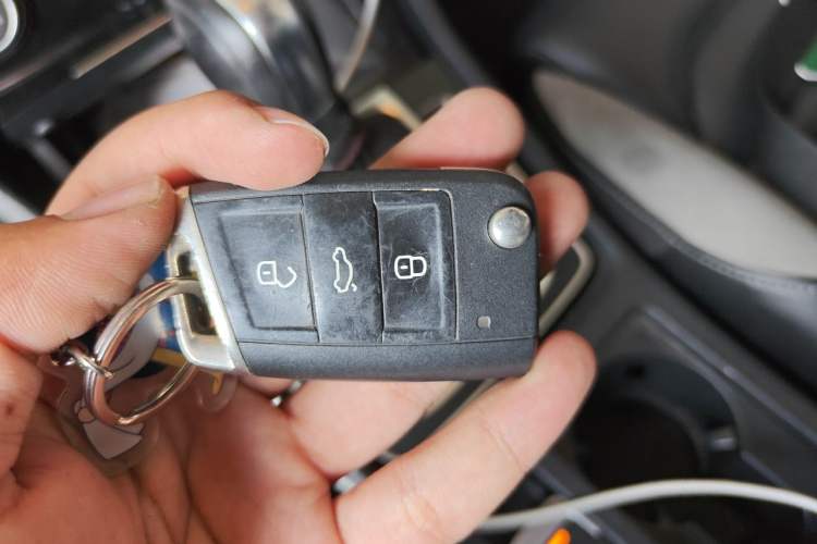Used Volkswagen Golf 2018 280TSI Automatic R-Line Model Vehicle Key