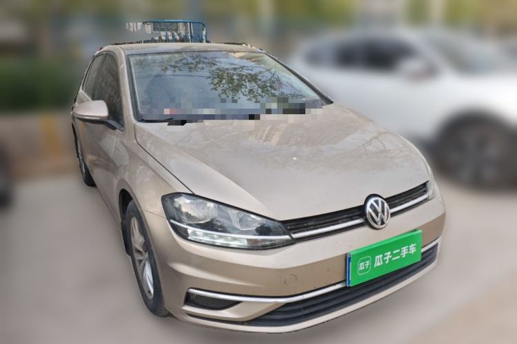 Used Volkswagen Golf 2018 1.6L Automatic Comfort Model Front Right 45 Deg