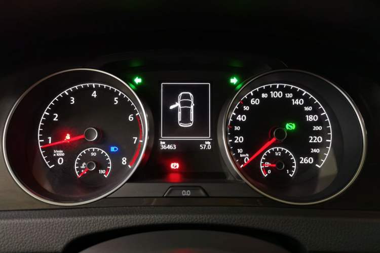 Used Volkswagen Golf 2018 230TSI Automatic Comfort Model Instrument Cluster