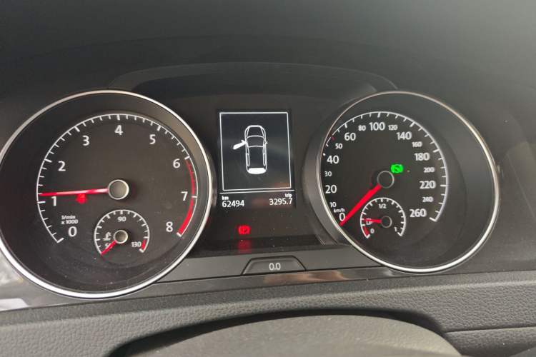 Used Volkswagen Golf 2018 1.6L Automatic Comfort Model Instrument Cluster