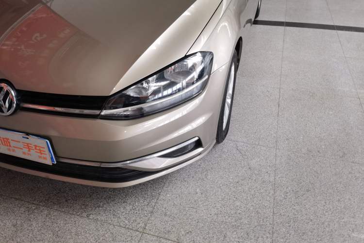 Used Volkswagen Golf 2018 230TSI Automatic Comfort Model Left Front Headlight