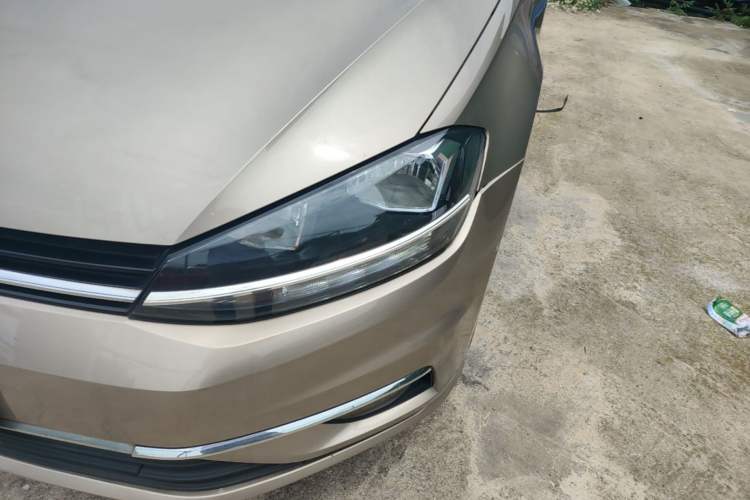 Used Volkswagen Golf 2018 1.6L Automatic Comfort Model Left Front Headlight