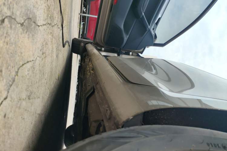 Used Volkswagen Golf 2018 1.6L Automatic Comfort Model Left Side Sill