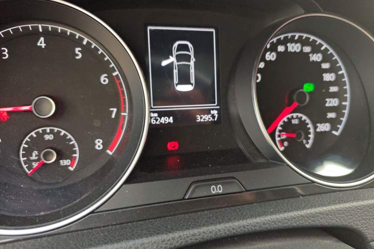 Used Volkswagen Golf 2018 1.6L Automatic Comfort Model Odometer Close Up