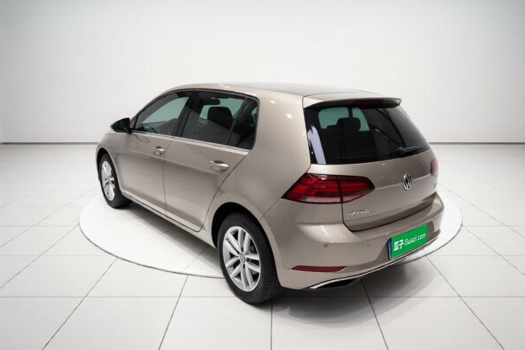 Used Volkswagen Golf 2018 1.6L Automatic Comfort Model Rear Left 45 Deg