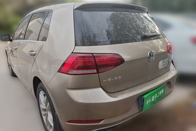 Used Volkswagen Golf 2018 1.6L Automatic Comfort Model Rear Left 45 Deg