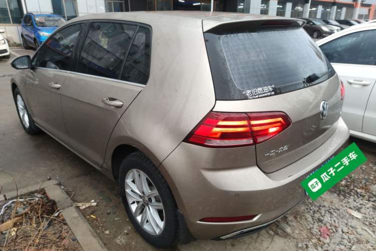 Used Volkswagen Golf 2018 1.6L Automatic Comfort Model Rear Left 45 Deg