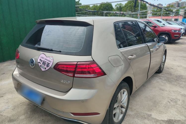 Used Volkswagen Golf 2018 1.6L Automatic Comfort Model Rear Right 45 Deg