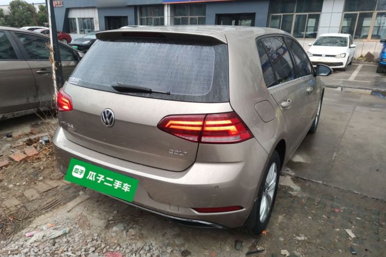 Used Volkswagen Golf 2018 1.6L Automatic Comfort Model Rear Right 45 Deg
