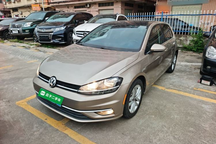 Used Volkswagen Golf 2018 230TSI Automatic Comfort Model Guazi used car, China used car export, Used car for sale, Used cars, Cheapest cars for sale