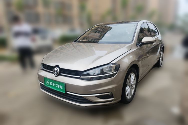 Used Volkswagen Golf 2018 1.6L Automatic Comfort Model Guazi used car, China used car export, Used car for sale, Used  cars, Cheapest cars for sale