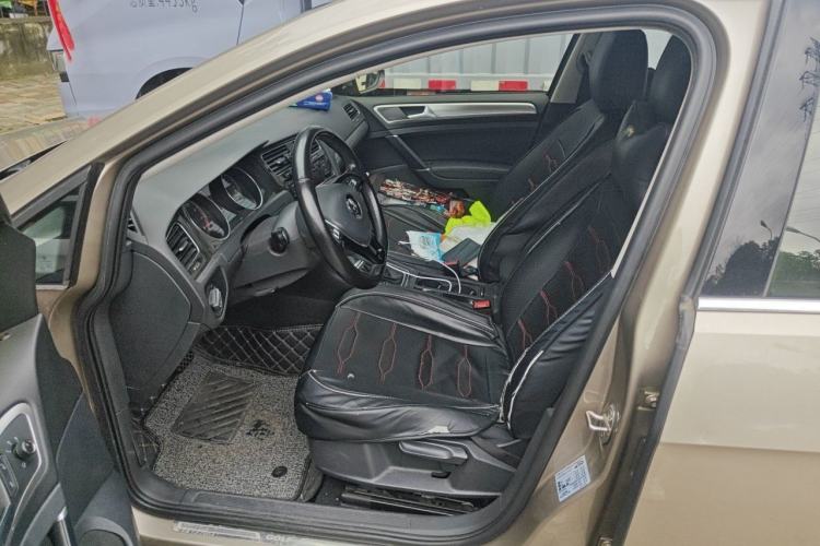 Used Volkswagen Golf 2018 1.6L Automatic Comfort Model Driver Seat