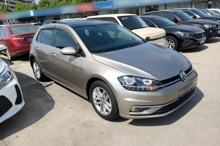 Used Volkswagen Golf 2018 230TSI Automatic Comfort Model Exterior 1