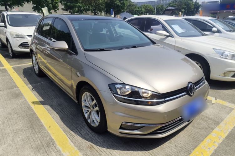 Used Volkswagen Golf 2018 230TSI Automatic Comfort Model Exterior 1