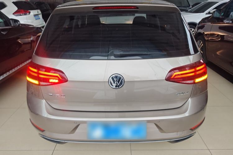 Used Volkswagen Golf 2018 1.6L Automatic Comfort Model Exterior 4