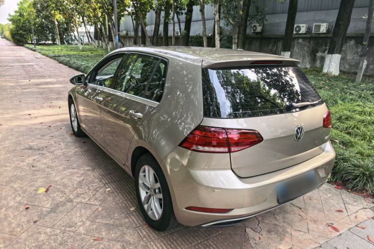 Used Volkswagen Golf 2018 1.6L Automatic Comfort Model Exterior 4