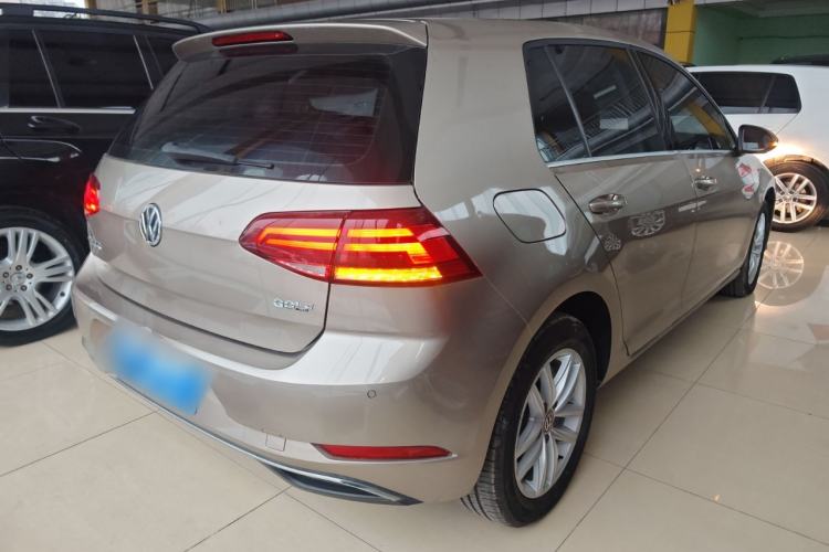 Used Volkswagen Golf 2018 1.6L Automatic Comfort Model Exterior 5