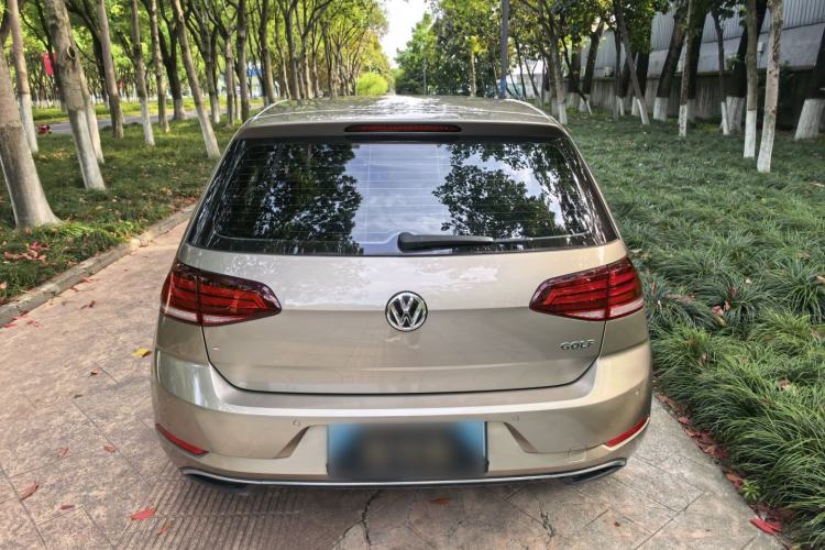 Used Volkswagen Golf 2018 1.6L Automatic Comfort Model Exterior 5