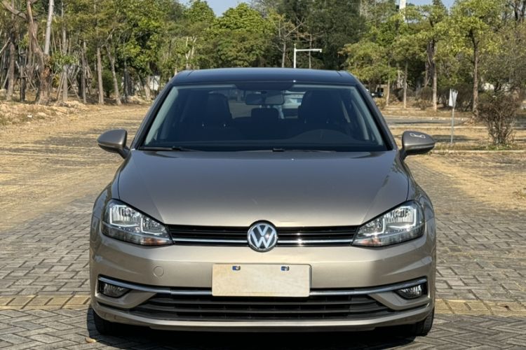 Used Volkswagen Golf 2018 230TSI Automatic Comfort Model Exterior 5