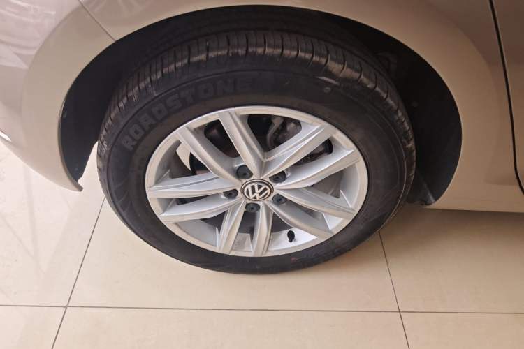 Used Volkswagen Golf 2018 1.6L Automatic Comfort Model Exterior 8