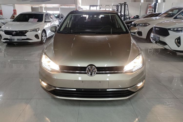 Used Volkswagen Golf 2018 1.6L Automatic Comfort Model Front
