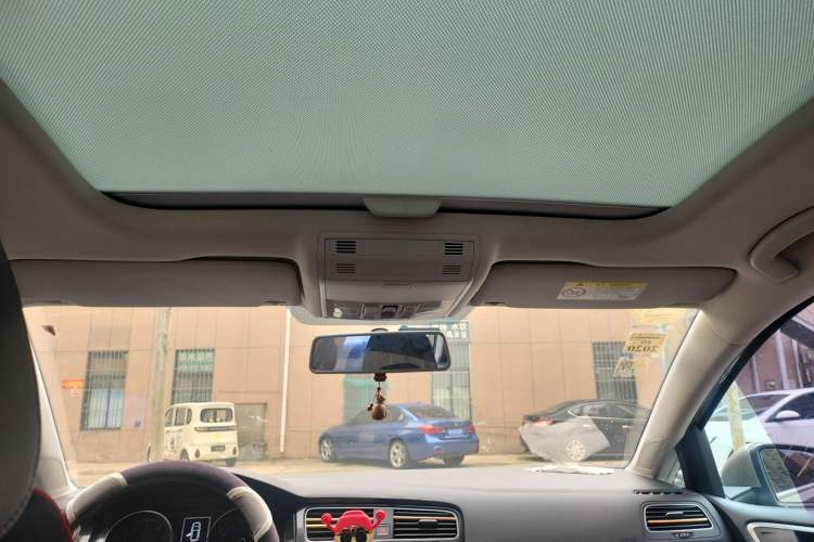 Used Volkswagen Golf 2018 1.6L Automatic Comfort Model Headliner