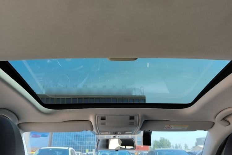Used Volkswagen Golf 2018 230TSI Automatic Comfort Model Headliner