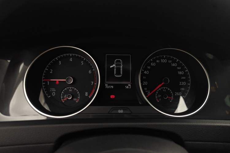Used Volkswagen Golf 2018 230TSI Automatic Luxury Version Instrument Cluster