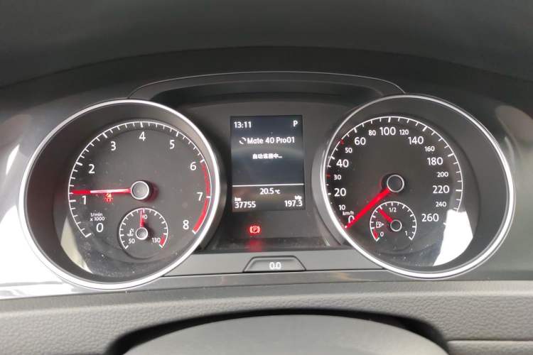 Used Volkswagen Golf 2018 230TSI Automatic Comfort Model Instrument Cluster
