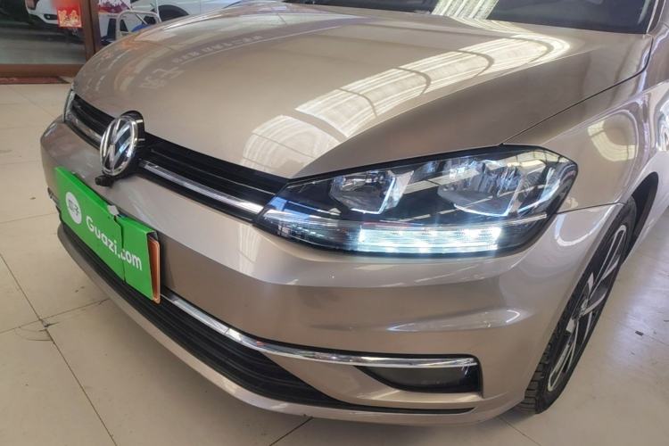 Used Volkswagen Golf 2018 230TSI Automatic Luxury Version Left Front Headlight