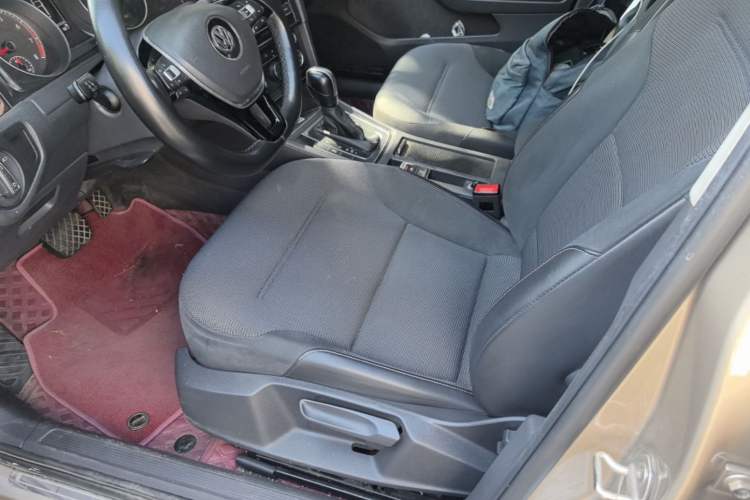 Used Volkswagen Golf 2018 230TSI Automatic Comfort Model Left Front Seat