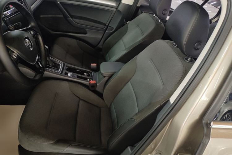 Used Volkswagen Golf 2018 1.6L Automatic Comfort Model Left Front Seat