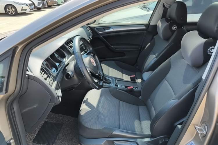 Used Volkswagen Golf 2018 230TSI Automatic Comfort Model Left Front Seat