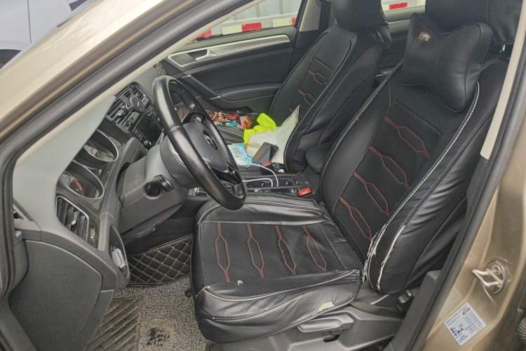 Used Volkswagen Golf 2018 1.6L Automatic Comfort Model Left Front Seat