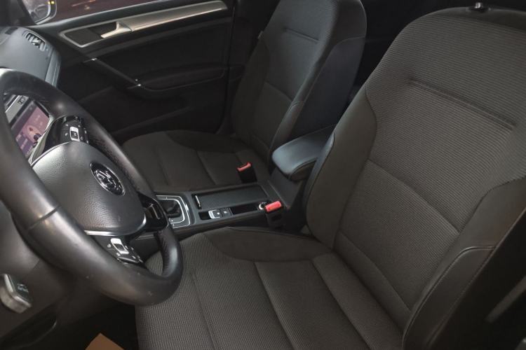 Used Volkswagen Golf 2018 1.6L Automatic Comfort Model Left Front Seat