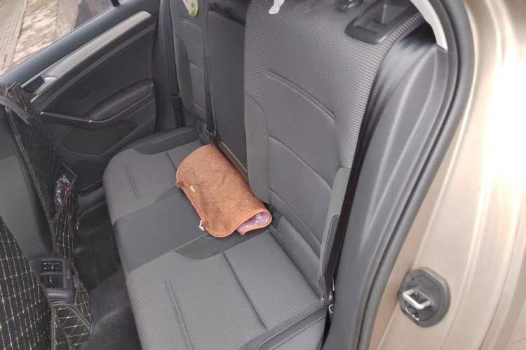 Used Volkswagen Golf 2018 230TSI Automatic Comfort Model Left Rear Seat