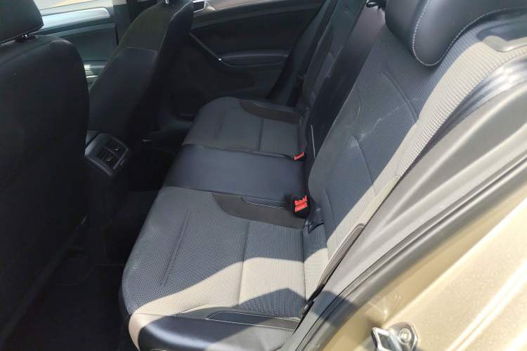 Used Volkswagen Golf 2018 230TSI Automatic Comfort Model Left Rear Seat