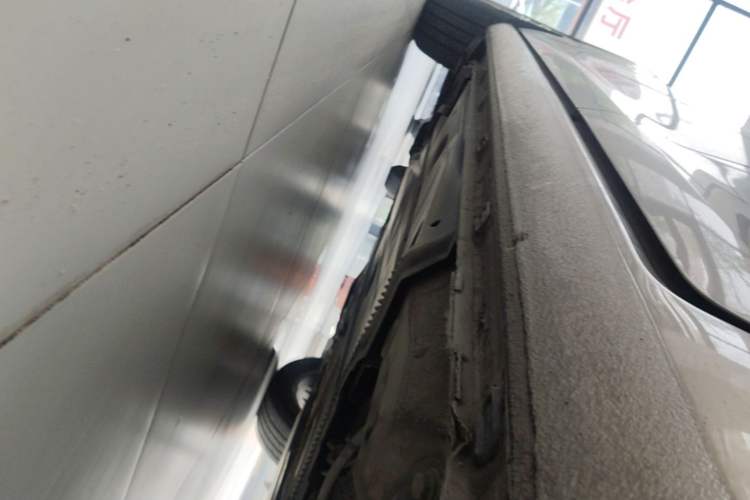Used Volkswagen Golf 2018 230TSI Automatic Comfort Model Left Side Sill